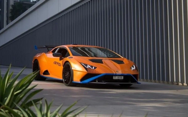 Experience Ultimate Luxury – Rent Lamborghini in Dubai with Leon Rental