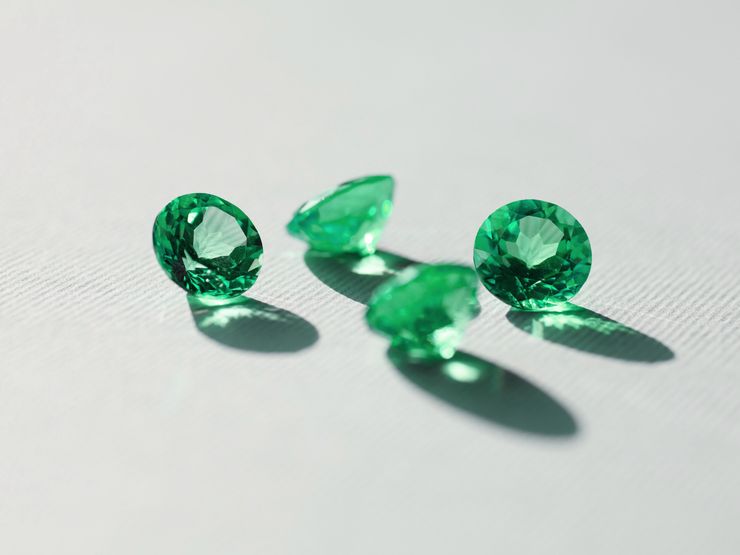 Authenticity Matters: Finding Trustworthy Sources for Precious Green Gems