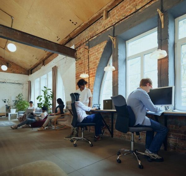 7 Signs Your Business Has Outgrown Off-the-Shelf Software